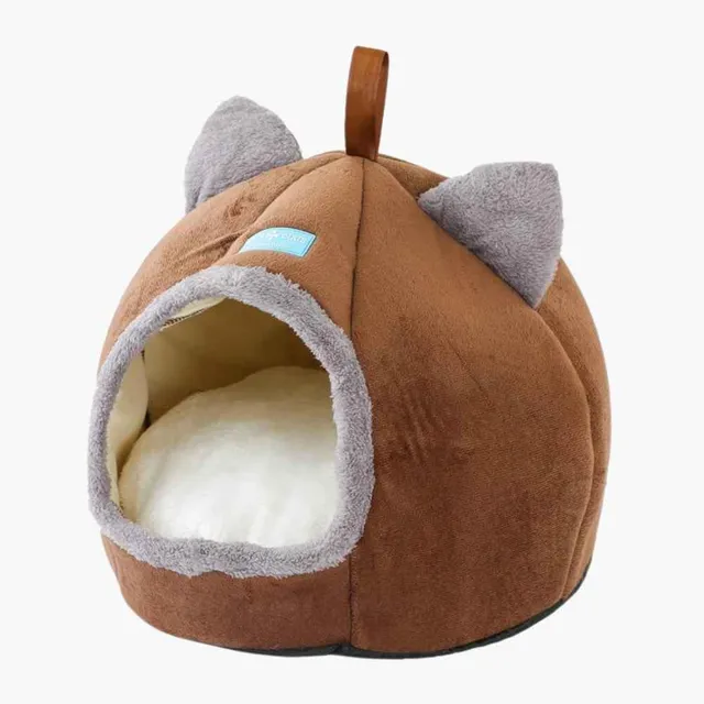 Casinha ou iglu para gatos: vale a pena?